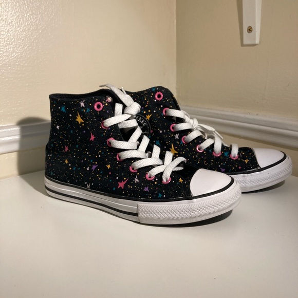 Converse Chuck Taylors - Picture 2 of 9